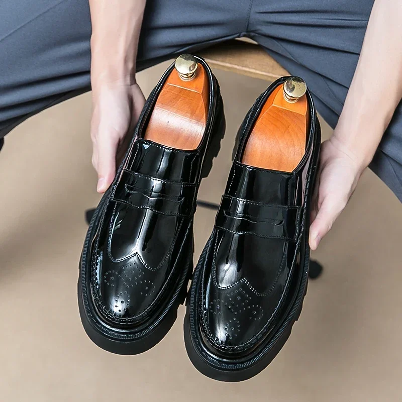 New Black Patent Leather Loafers Platform Men Shoes Round Toe Solid Slip-On Size 38-44 Mens Shoes
New Black Patent Leather Loafers Platform Men Shoes Round Toe Solid Slip-On Size 38-44 Mens Shoes
