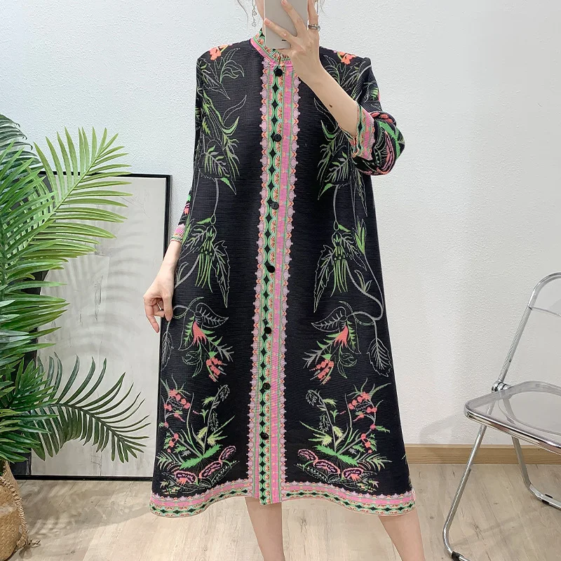 Miyake плиссированный плащ с принтом, весна-лето 202, однобортный однобортный воротник-стойка, легкое и зрелое пальто, наряд для мамы
Miyake плиссированный плащ с принтом, весна-лето 202, однобортный однобортный воротник-стойка, легкое и зрелое пальто, наряд для мамы
