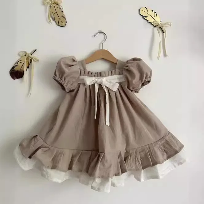 2024 Summer cotton and Linen Girls dress British style Stitching Casual Court Style Bubble Sleeve
2024 Summer cotton and Linen Girls dress British style Stitching Casual Court Style Bubble Sleeve