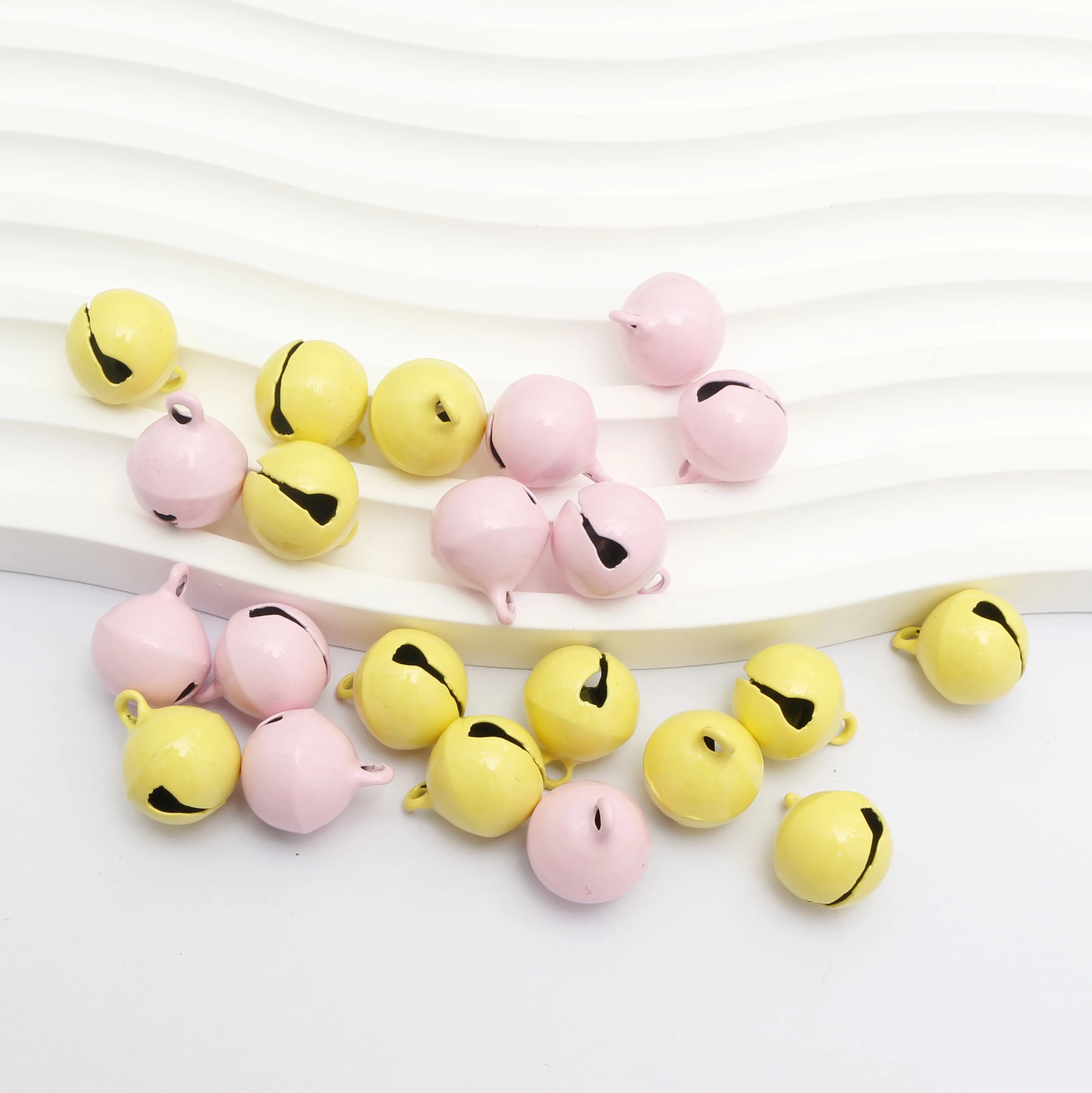 100pcs 12mm Metal Small Bells Jingle Bell Beads for DIY Craft Decor Christmas New Year Ornaments Decoration Home Accessories
100pcs 12mm Metal Small Bells Jingle Bell Beads for DIY Craft Decor Christmas New Year Ornaments Decoration Home Accessories
