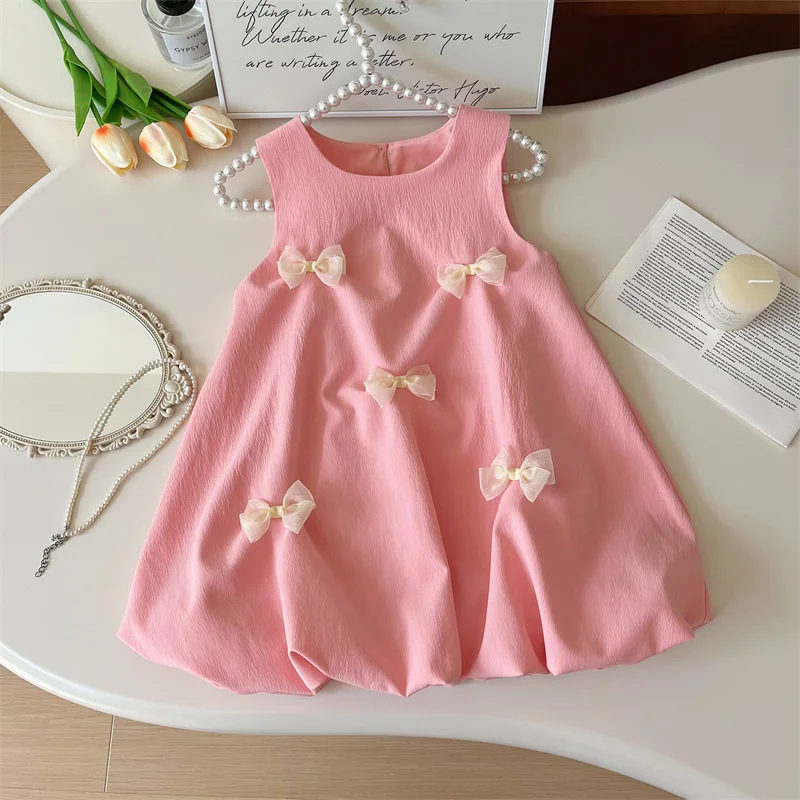 Girls Sweet Dress Baby Bow Sleeveless Frock Summer New Cute Casual Dresses Children Thin Princess Skirt 2-8 Years Old
Girls Sweet Dress Baby Bow Sleeveless Frock Summer New Cute Casual Dresses Children Thin Princess Skirt 2-8 Years Old