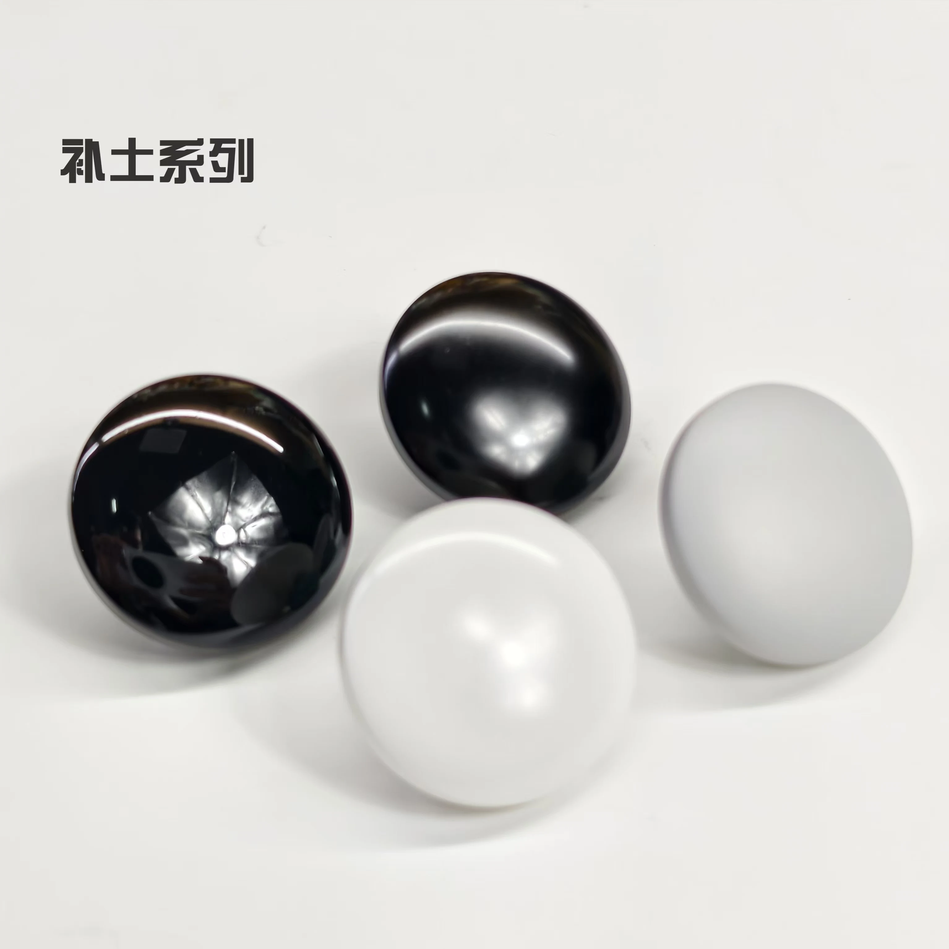 Primer Plastic GK Universal Glossy Black Model Spraying Coloring Accessories Tool Hobby 30ML
Primer Plastic GK Universal Glossy Black Model Spraying Coloring Accessories Tool Hobby 30ML