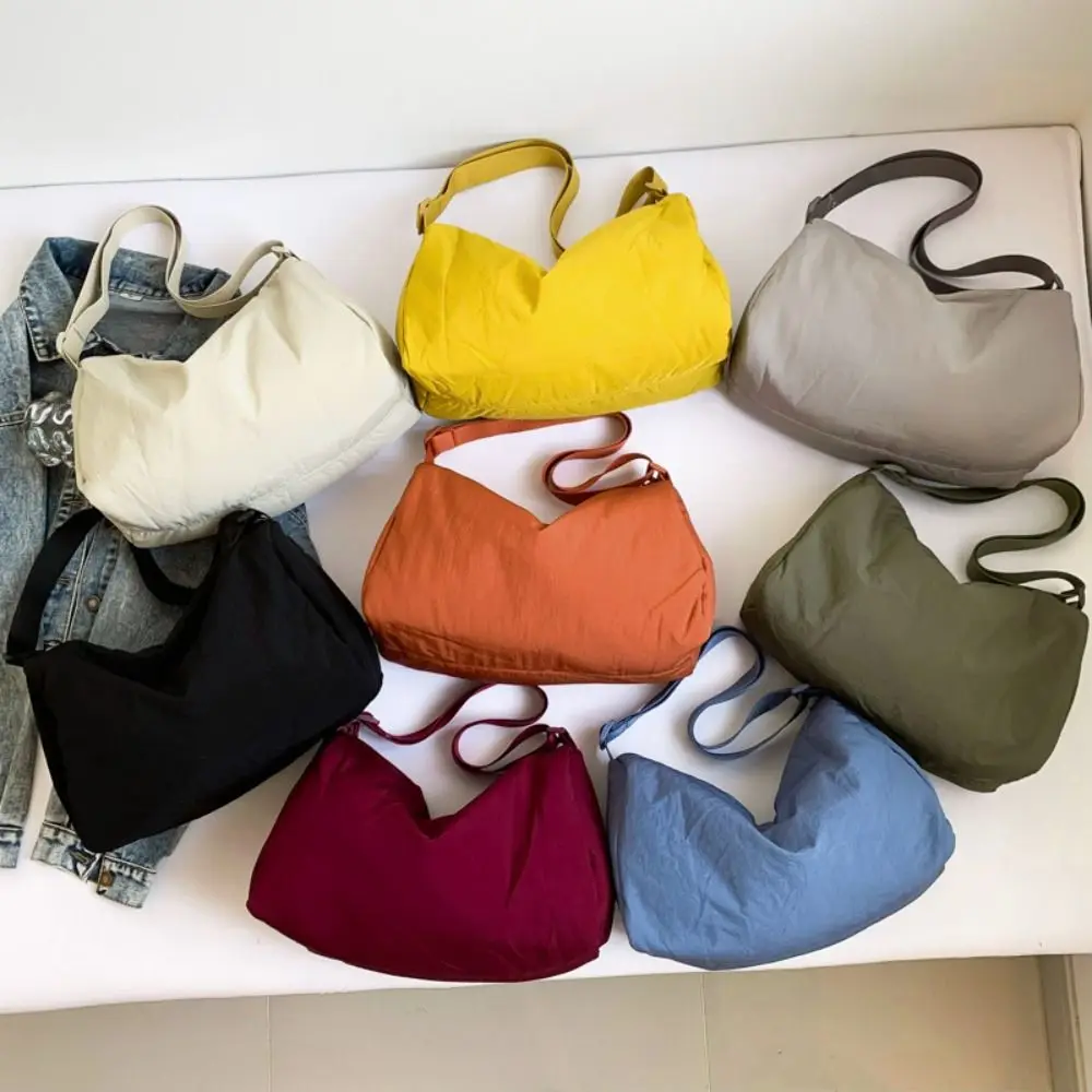 Cute Korean Style Solid Color Crossbody Bag Large Capacity Niche Design Light Soft Nylon Bag Zipper Tote Bag Shoulder Bag Travel
Cute Korean Style Solid Color Crossbody Bag Large Capacity Niche Design Light Soft Nylon Bag Zipper Tote Bag Shoulder Bag Travel