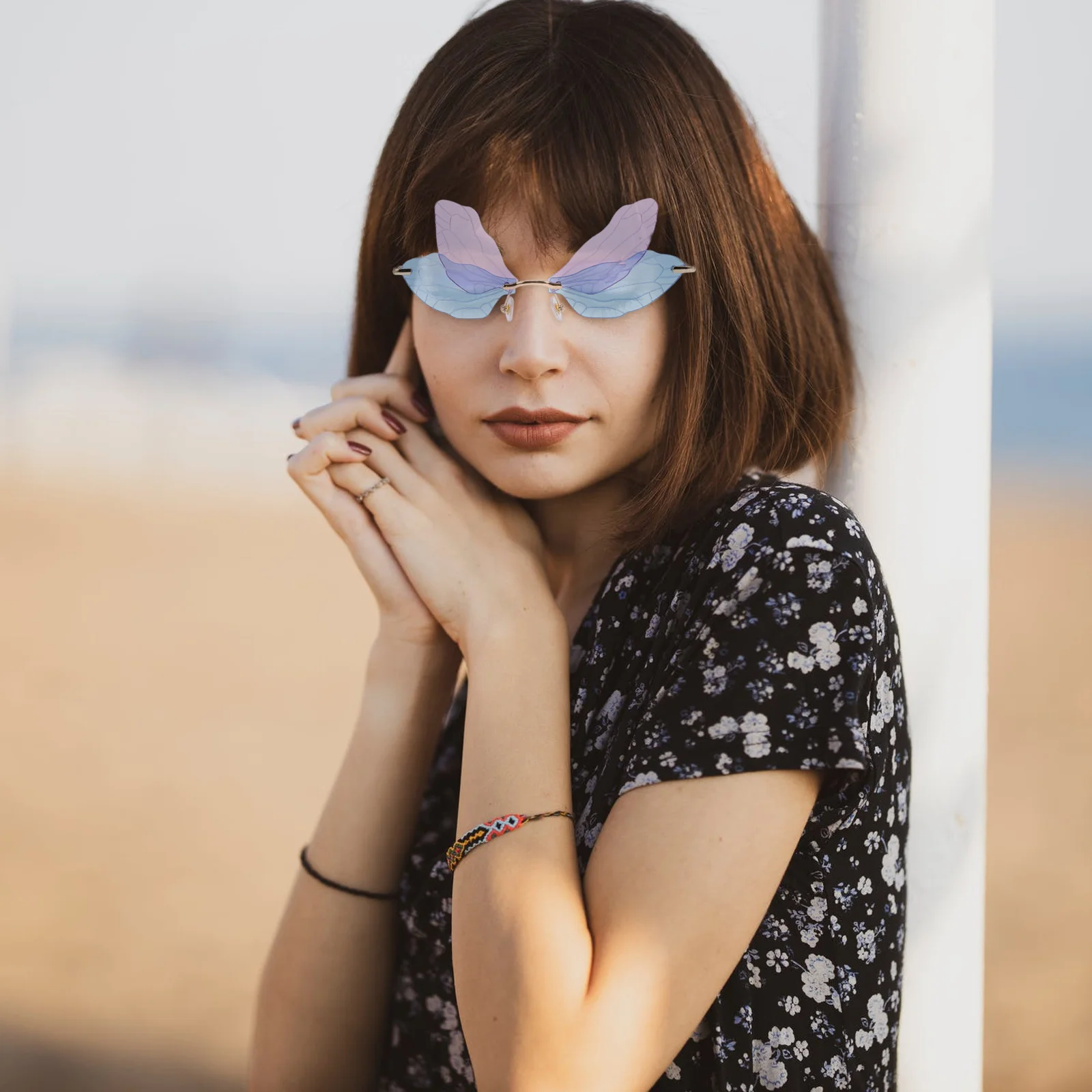 1Pair Sun Glasses Dragonfly Wing Shape Rimless Design Fashion Unisex Eyewear for Outdoor Activities Personalized Irregular
1Pair Sun Glasses Dragonfly Wing Shape Rimless Design Fashion Unisex Eyewear for Outdoor Activities Personalized Irregular