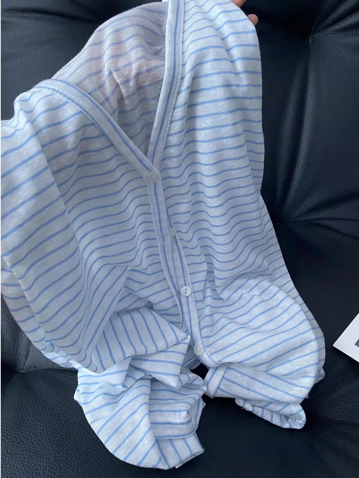 plus Size Women's Summer Lightweight Loose Casual Striped Open Cardigan Sun Protection Clothing for plus Size Pear Shaped Women
plus Size Women's Summer Lightweight Loose Casual Striped Open Cardigan Sun Protection Clothing for plus Size Pear Shaped Women