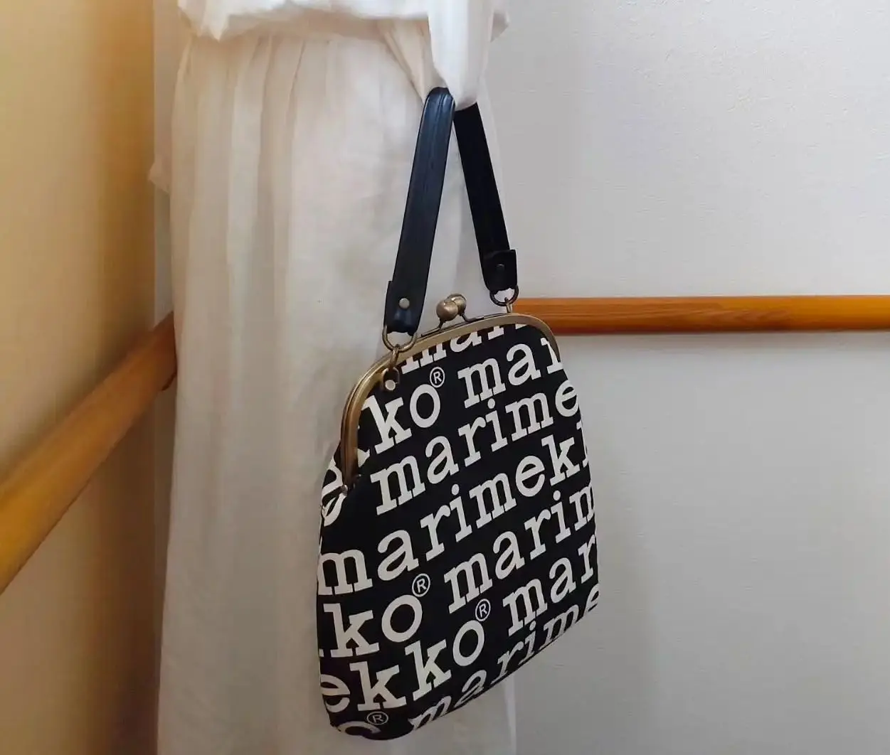 Lost In Vintage Purse Black Canvas Fabric with White Numerical Letter Pattern Kiss Lock Evening Clutch がまバッグ Handbags
Lost In Vintage Purse Black Canvas Fabric with White Numerical Letter Pattern Kiss Lock Evening Clutch がまバッグ Handbags