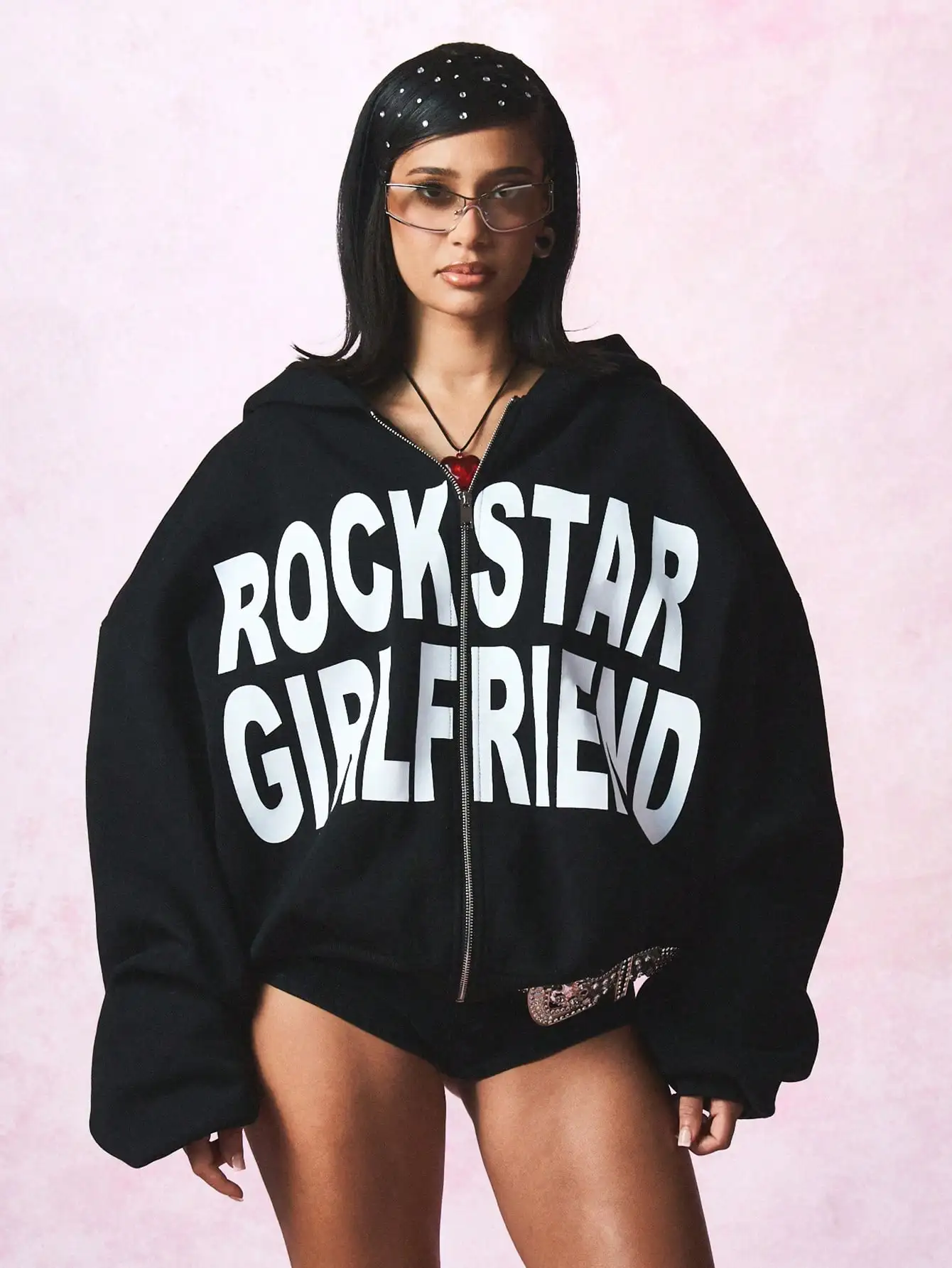 Women's Oversized Full-Zip Cropped Hoodie with Bold Letter Graphic and Rhinestone Detail
Women's Oversized Full-Zip Cropped Hoodie with Bold Letter Graphic and Rhinestone Detail