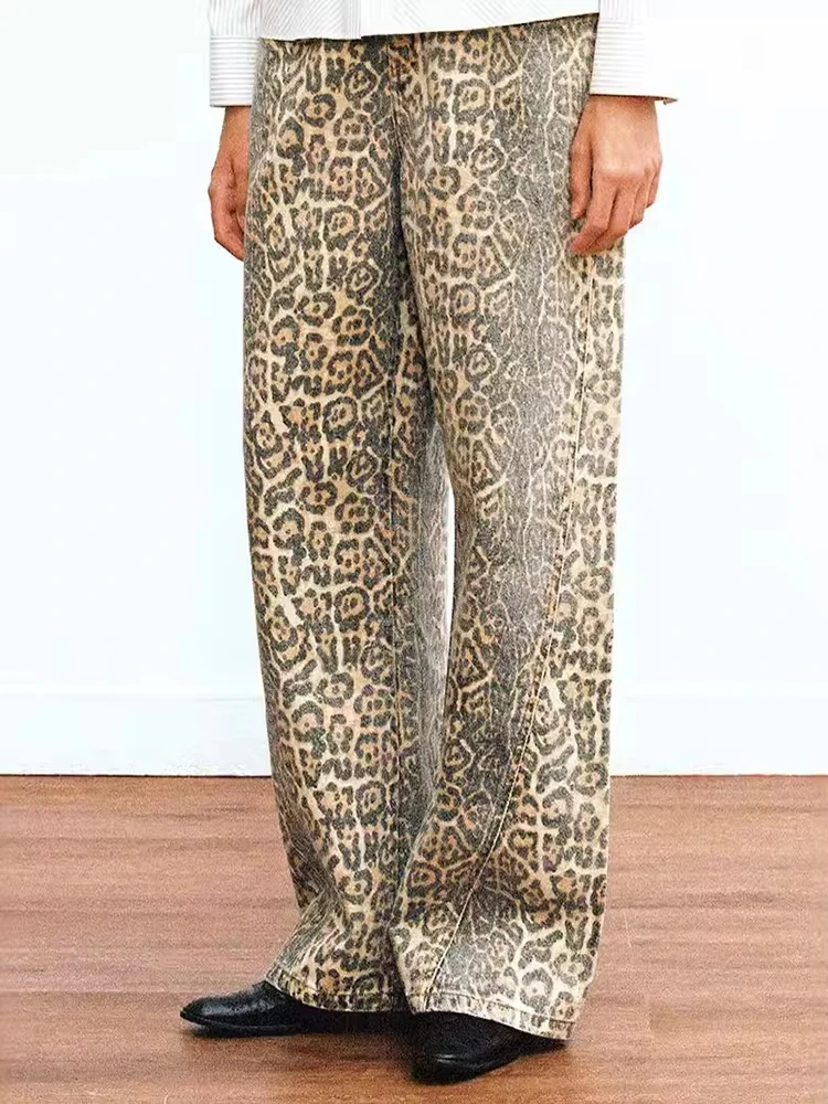 Leopard print jeans y2k chic and versatile vintage washed and aged wide leg Women's pants 2024 summer new
Leopard print jeans y2k chic and versatile vintage washed and aged wide leg Women's pants 2024 summer new