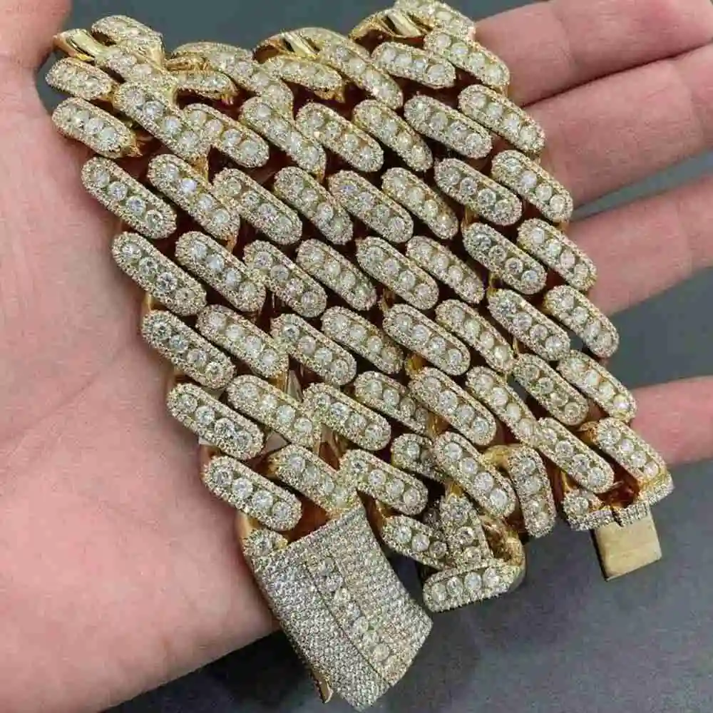 Factory Wholesale Drop Shipping Vvs Moissanite Diamond 925 Silver Cuban Link Chain 15mm 18mm Hip Hop Necklace Men Jewelry
Factory Wholesale Drop Shipping Vvs Moissanite Diamond 925 Silver Cuban Link Chain 15mm 18mm Hip Hop Necklace Men Jewelry