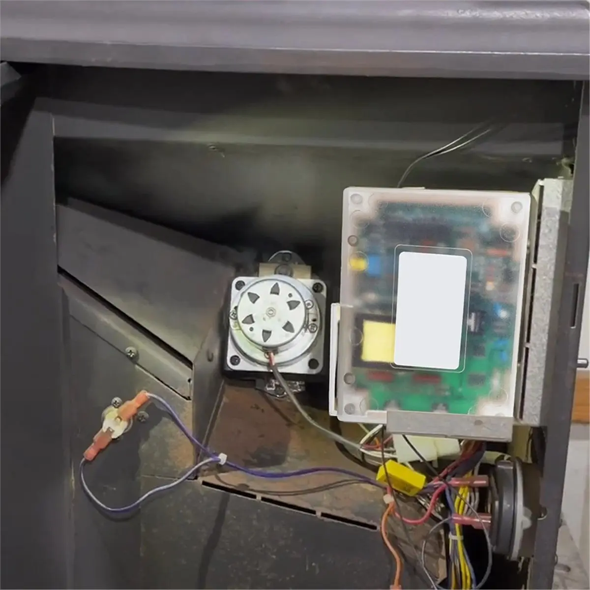 SRV7000-205, SRV7000-704 3 Speed Stove Control Board for -Fire CB1200,1200I Castile & Insert Contour /SantaFe
SRV7000-205, SRV7000-704 3 Speed Stove Control Board for -Fire CB1200,1200I Castile & Insert Contour /SantaFe