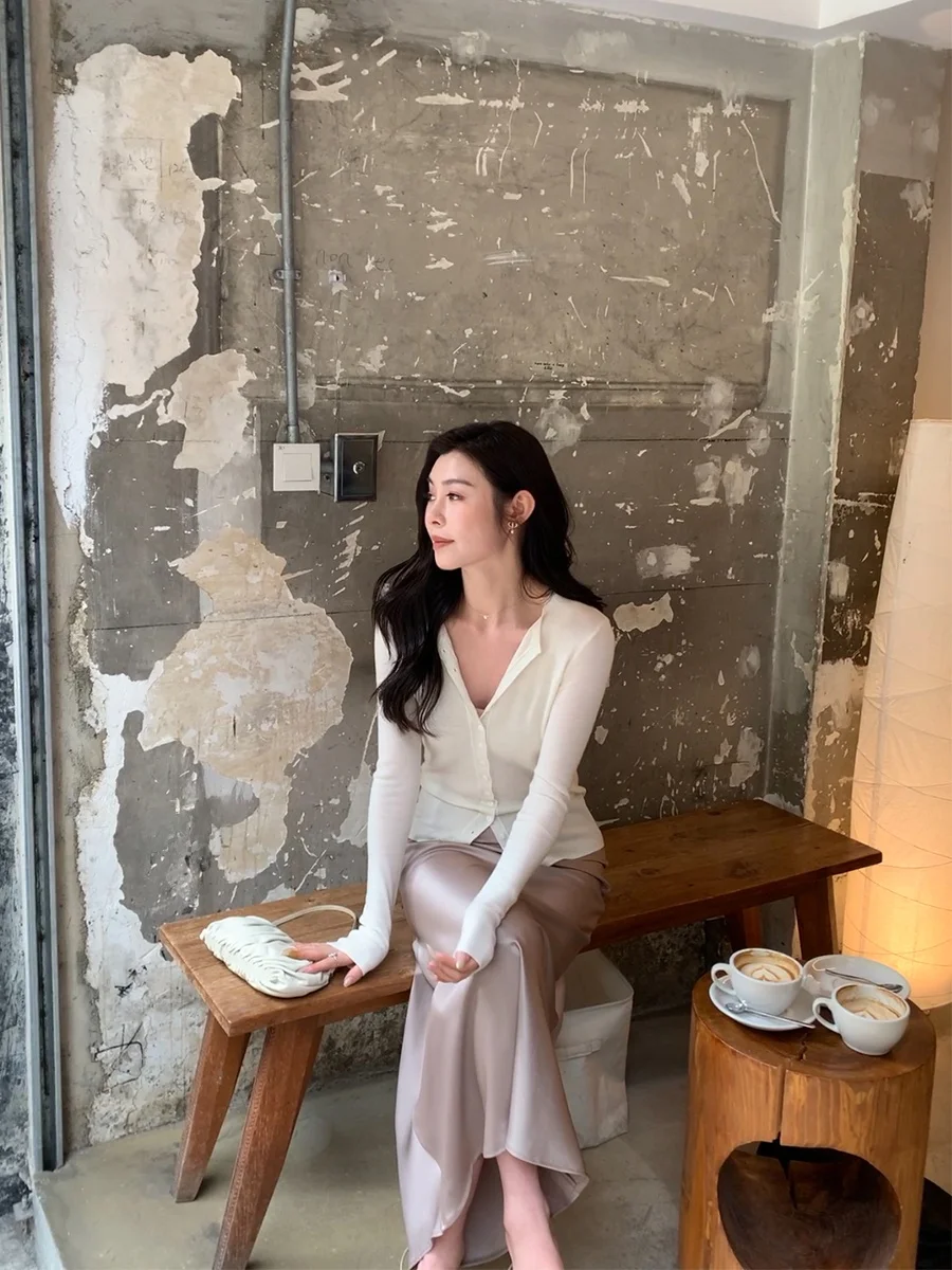 Lazy Zoe Luxury Sle Long Sve вязаный топ с юбкой Fi Tail Полупрозрачный комплект Yangzi Silk Faion для женщин
Lazy Zoe Luxury Sle Long Sve вязаный топ с юбкой Fi Tail Полупрозрачный комплект Yangzi Silk Faion для женщин