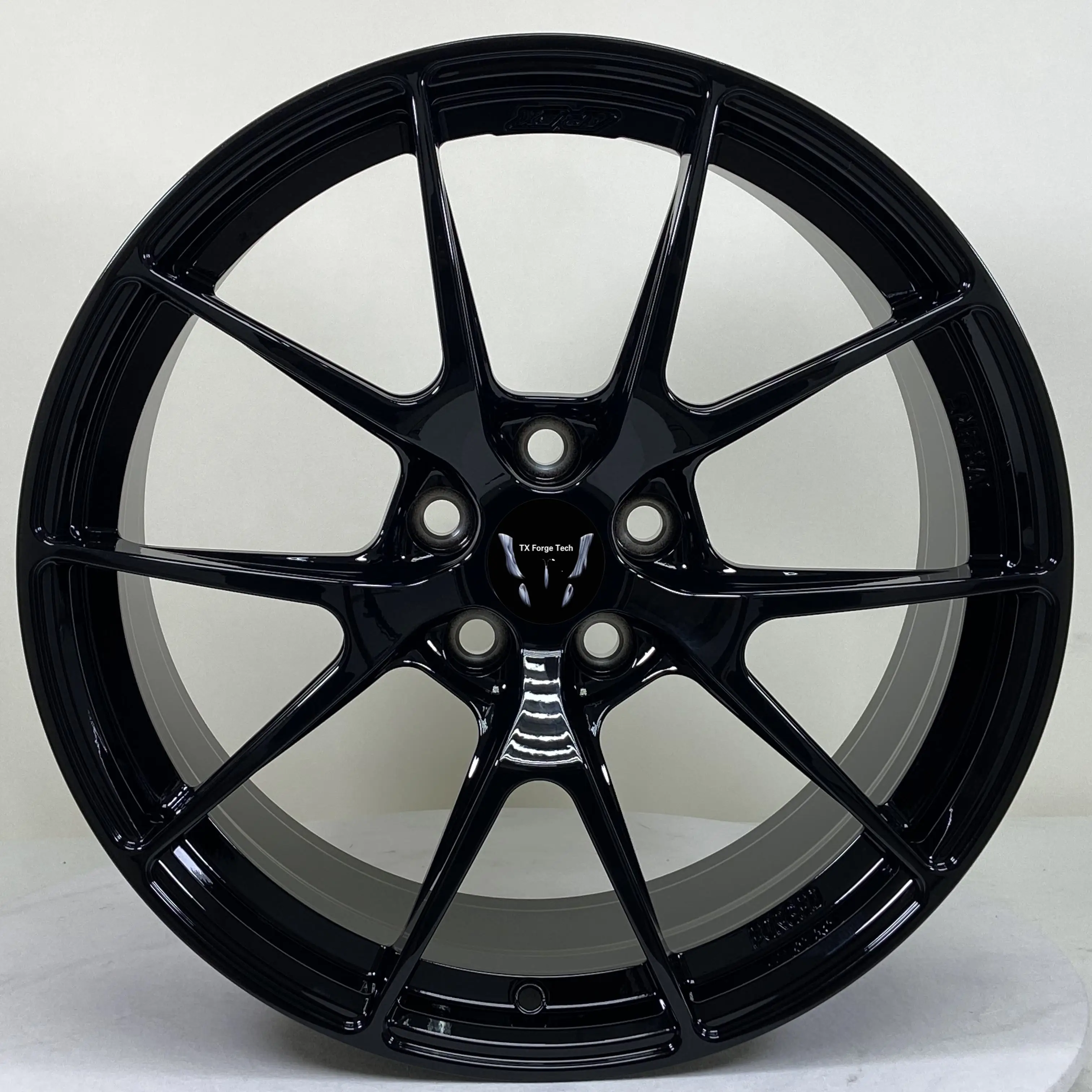 Customize Lightweight 6061-T6 19 Inch Off-Road Deep Dish Alloy Casting Wheel Rims New Passenger Aluminium Wheels with 35mm 40mm
Customize Lightweight 6061-T6 19 Inch Off-Road Deep Dish Alloy Casting Wheel Rims New Passenger Aluminium Wheels with 35mm 40mm