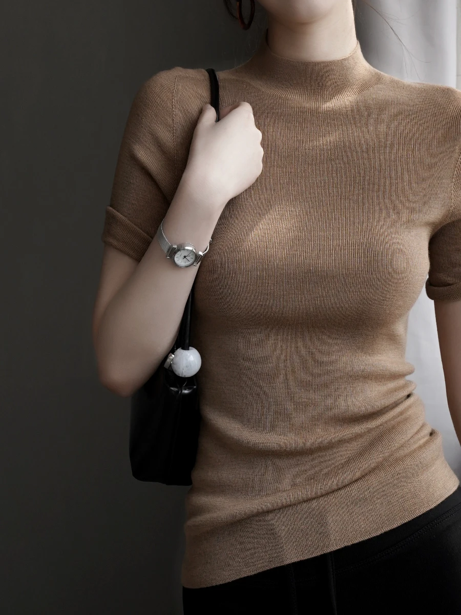 Warmo High Quality Yangzi Yarn One-Piece Short Sleeve round Neck Slimming Knitted Shirt for Women Soft Breathable Regular Fit
Warmo High Quality Yangzi Yarn One-Piece Short Sleeve round Neck Slimming Knitted Shirt for Women Soft Breathable Regular Fit