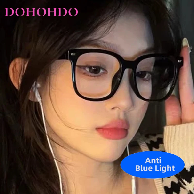 Fashion Luxury Brand Designer Retro Square Rivet Eyeglasses Men Women Computer Anti-Blue Light Glasses Trend Classic Eyeglasses
Fashion Luxury Brand Designer Retro Square Rivet Eyeglasses Men Women Computer Anti-Blue Light Glasses Trend Classic Eyeglasses