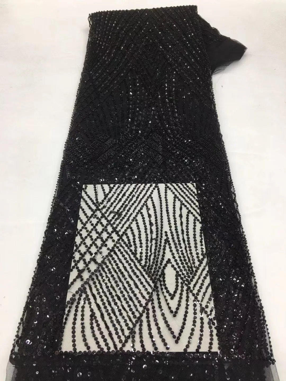 Black Elegant 2023 African Embroidery Bead Tube Lace Fabric Nigerian Sequins Lace Fabric for Wedding Party Dress XX5461
Black Elegant 2023 African Embroidery Bead Tube Lace Fabric Nigerian Sequins Lace Fabric for Wedding Party Dress XX5461