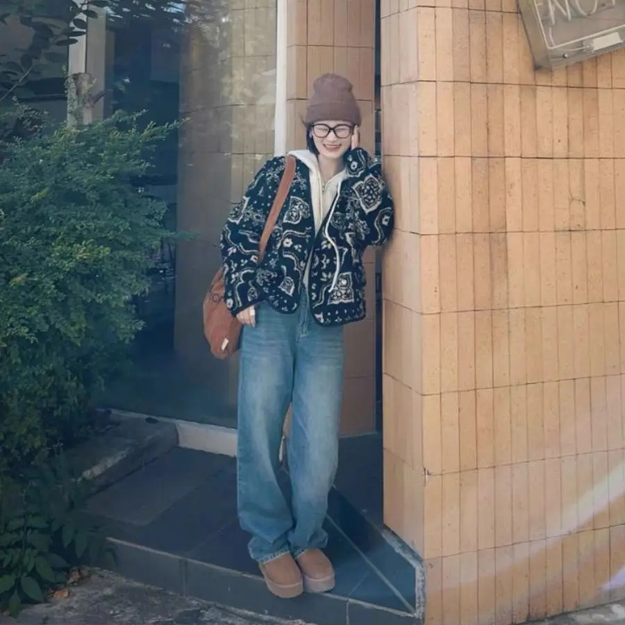 Куртка из овечьей шерсти для девочек и женщин, прибрежный хиппи, быстросохнущий, в стиле гранж, с разрезами, с плоской иглой, острый, непромокаемый
Куртка из овечьей шерсти для девочек и женщин, прибрежный хиппи, быстросохнущий, в стиле гранж, с разрезами, с плоской иглой, острый, непромокаемый