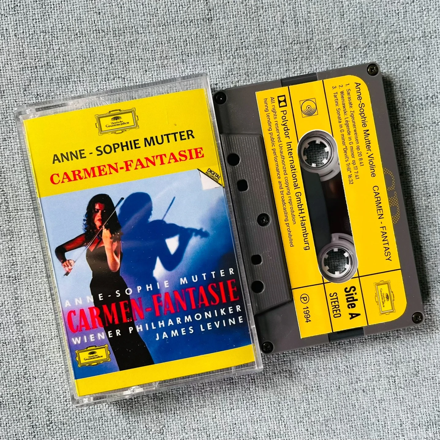 Classic Anne-Sophie Mutter Music Tape CARMEN-FANTASIE Album Cassettes Cosplay Recorder Walkman Car Soundtracks Box Collection
Classic Anne-Sophie Mutter Music Tape CARMEN-FANTASIE Album Cassettes Cosplay Recorder Walkman Car Soundtracks Box Collection