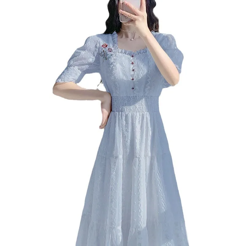 2025 New Retro Elegant Slim Lace Fairycore Midi Dress Women Summer French Floral Elegant Party Princess Dress Embroidery Clothes
2025 New Retro Elegant Slim Lace Fairycore Midi Dress Women Summer French Floral Elegant Party Princess Dress Embroidery Clothes
