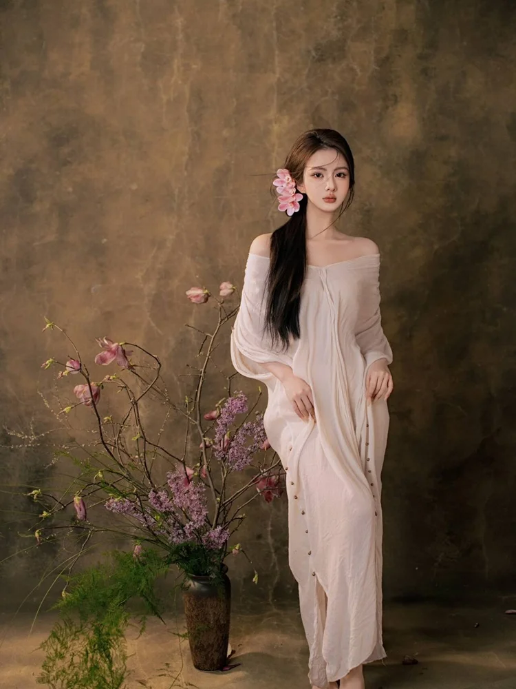 2026 New Zen Chinese Style Portrait Photography Clothing Cold Tone Studio Theme Personal Photography Fashionable Ethnic Wear
2026 New Zen Chinese Style Portrait Photography Clothing Cold Tone Studio Theme Personal Photography Fashionable Ethnic Wear