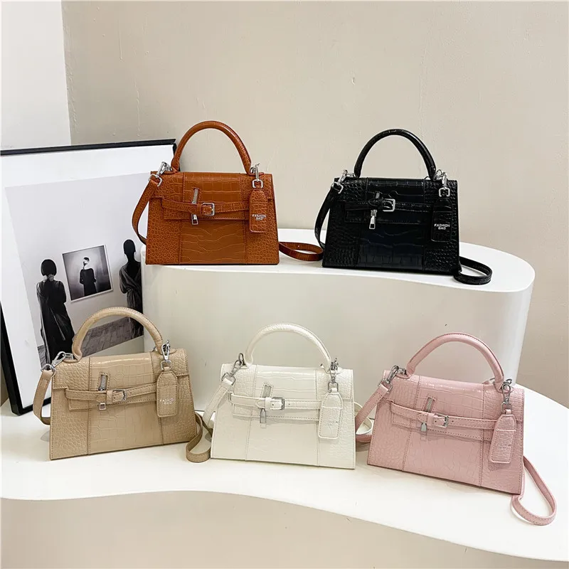 Минималистичная женская сумка через плечо с тиснением под крокодила, дизайнерская сумка через плечо и кошелек с верхней ручкой, элегантный и уникальный повседневный аксессуар
Минималистичная женская сумка через плечо с тиснением под крокодила, дизайнерская сумка через плечо и кошелек с верхней ручкой, элегантный и уникальный повседневный аксессуар