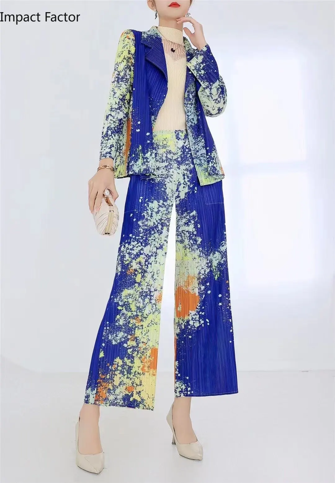 2024 Miyake Fold Spring New Fashion Western Graffiti Suit Shirt Top + 9-point Pants Casual Work Suit
2024 Miyake Fold Spring New Fashion Western Graffiti Suit Shirt Top + 9-point Pants Casual Work Suit