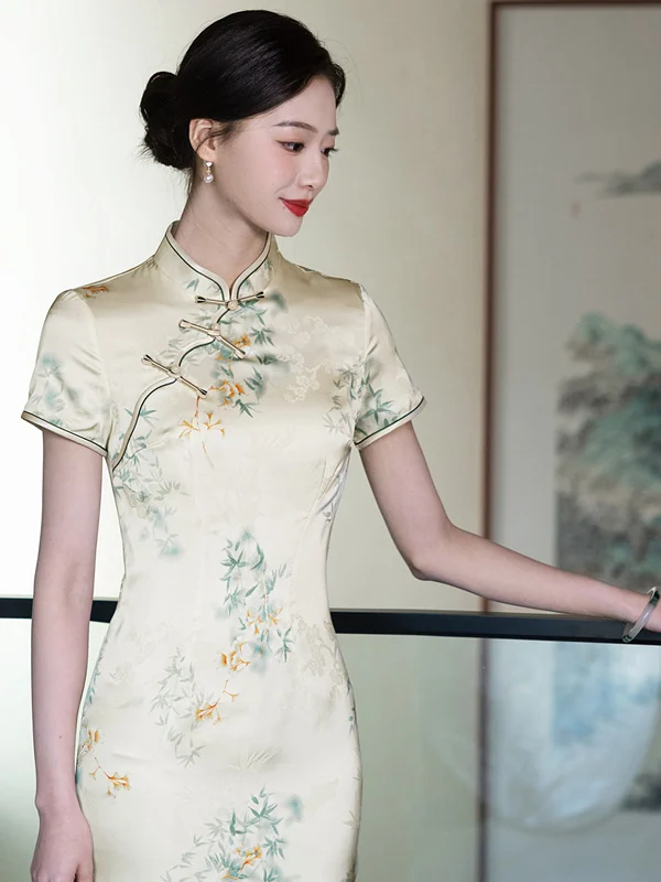 Элегантное летнее платье в китайском национальном стиле с цветочным узором, улучшенное, с коротким рукавом
Элегантное летнее платье в китайском национальном стиле с цветочным узором, улучшенное, с коротким рукавом