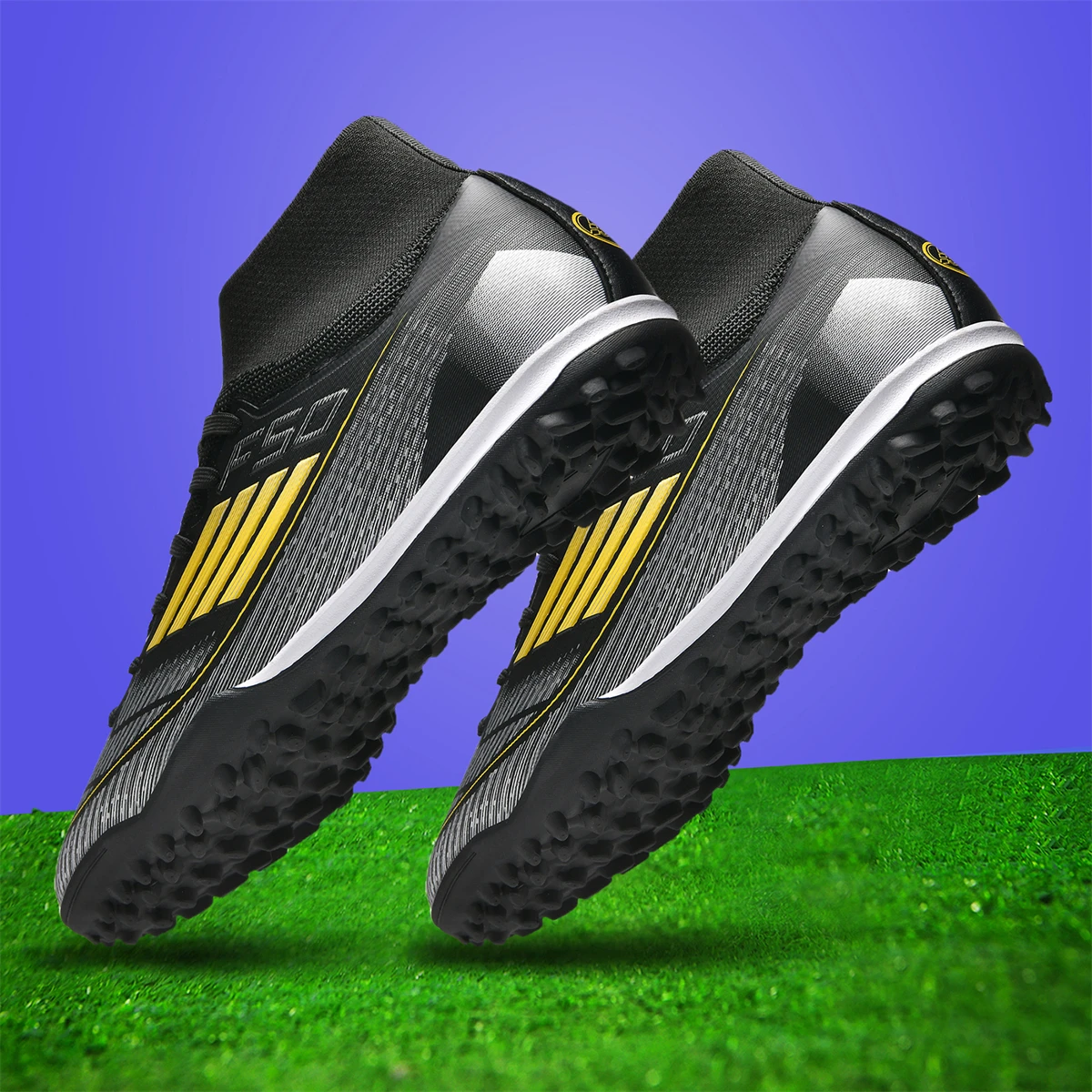 Профессиональные мужские футбольные бутсы со сломанными гвоздями TF, износостойкие и противоскользящие, в обеспечении сверхпрочного захвата.
Профессиональные мужские футбольные бутсы со сломанными гвоздями TF, износостойкие и противоскользящие, в обеспечении сверхпрочного захвата.