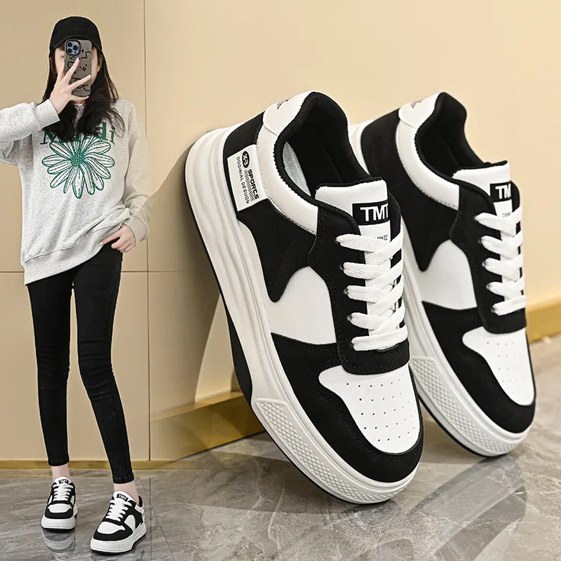 2025 New style fashionable and breathable white sneakers, Korean version versatile thick-soled sports board shoes, casual shoes 
2025 New style fashionable and breathable white sneakers, Korean version versatile thick-soled sports board shoes, casual shoes
