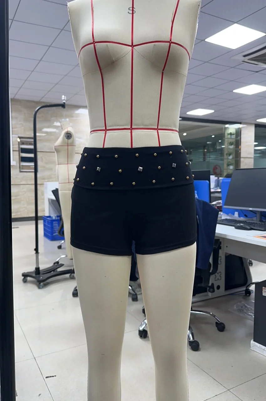 Женские шорты Y2K с заклепками, винтажные облегающие микро-шорты с низкой талией, сексуальные шорты с низкой посадкой, облегающие шорты, повседневные шорты для йоги, одежда для дома
Женские шорты Y2K с заклепками, винтажные облегающие микро-шорты с низкой талией, сексуальные шорты с низкой посадкой, облегающие шорты, повседневные шорты для йоги, одежда для дома