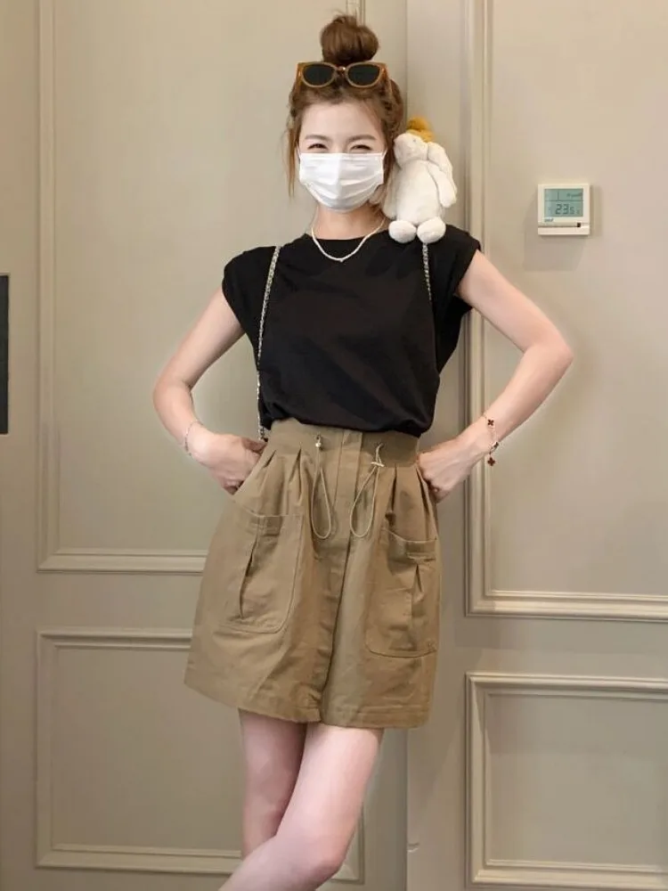 Новая летняя корейская плиссированная юбка А-силуэта с высокой талией больших размеров для повседневной носки и офиса
Новая летняя корейская плиссированная юбка А-силуэта с высокой талией больших размеров для повседневной носки и офиса