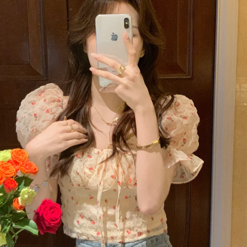 Women French Floral Print Blouse Square Neck Puff Sleeve Short Sleeve Crop Top
Women French Floral Print Blouse Square Neck Puff Sleeve Short Sleeve Crop Top