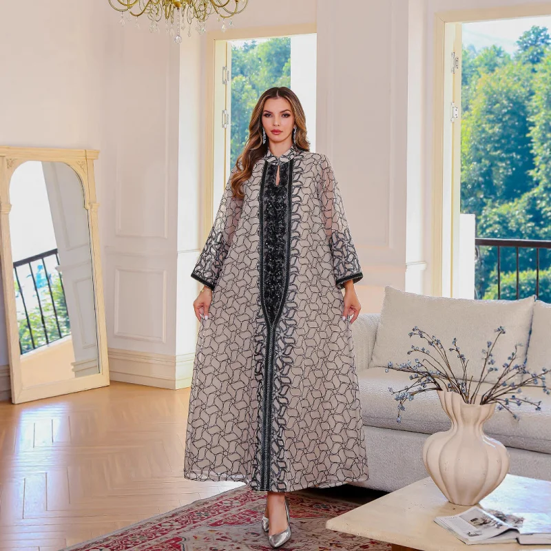 New Muslim Abaya Women's Long Dress Arab Middle Eastern Clothing abayaDubai sequined robe
New Muslim Abaya Women's Long Dress Arab Middle Eastern Clothing abayaDubai sequined robe