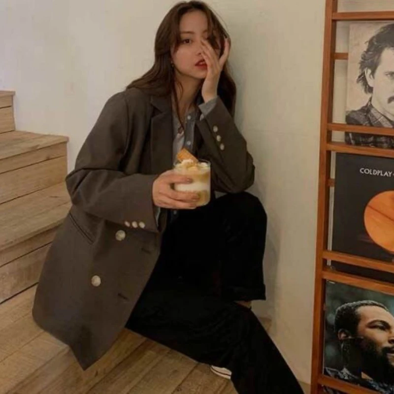Винтажные блейзеры женские двубортные Ulzzang для колледжа весенняя одежда дизайн ретро осенняя верхняя одежда повседневная удобная одежда для отдыха
Винтажные блейзеры женские двубортные Ulzzang для колледжа весенняя одежда дизайн ретро осенняя верхняя одежда повседневная удобная одежда для отдыха