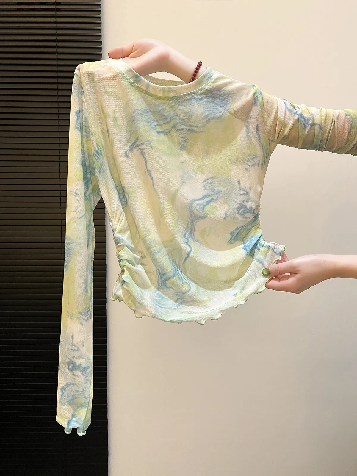 Korean Style Ice Silk Tie Dye Mesh Sun Protection Women's Top Self Preservation Cool Feeling Early Autumn Outfit Long Sleeve ...
Korean Style Ice Silk Tie Dye Mesh Sun Protection Women's Top Self Preservation Cool Feeling Early Autumn Outfit Long Sleeve ...