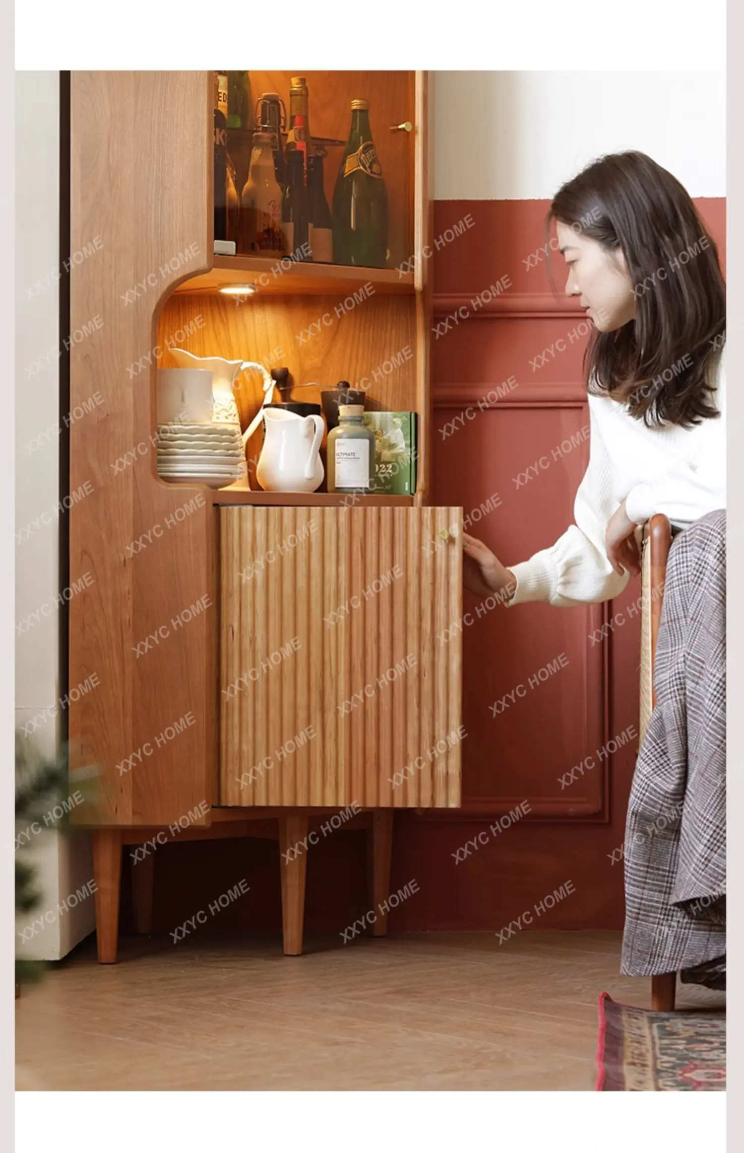Solid wood retro corner cabinet triangular glass shelf pentagonal side cabinet
Solid wood retro corner cabinet triangular glass shelf pentagonal side cabinet