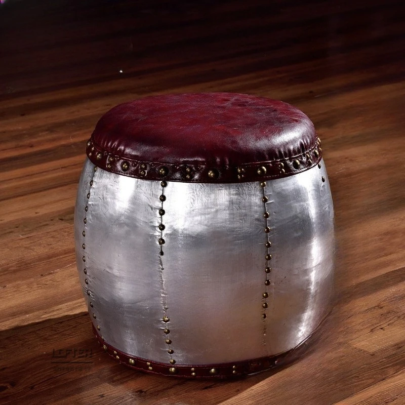 Aluminum leather rivet metal low creative drum-shaped shoe change retro old small round stool coffee stool
Aluminum leather rivet metal low creative drum-shaped shoe change retro old small round stool coffee stool