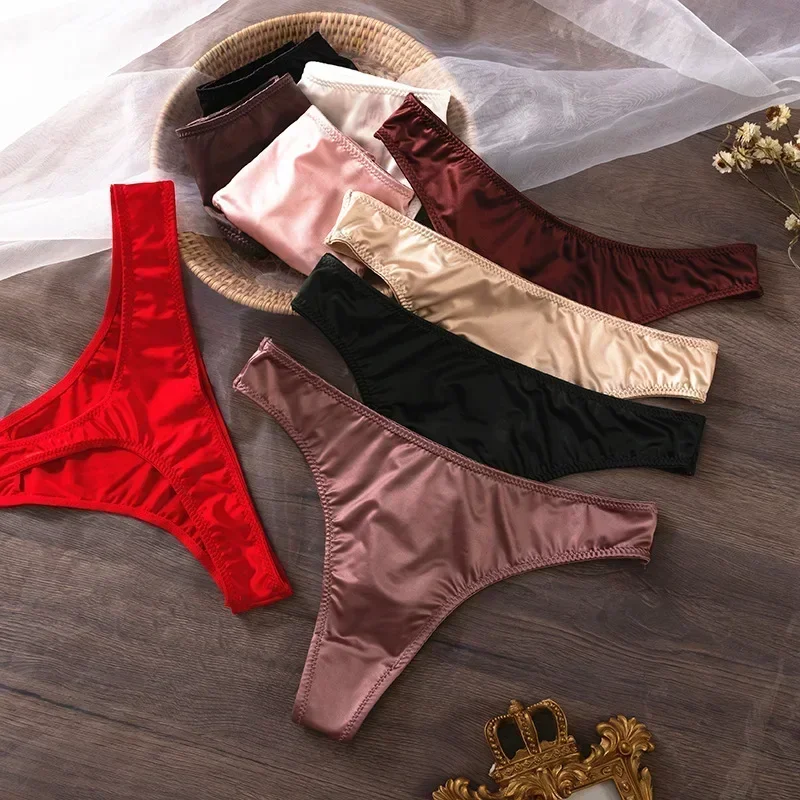 Ice Silk Traceless Skin Friendly Breathable Triangle Pants Quick-Drying Thong Skin-Friendly Breathable Briefs G String
Ice Silk Traceless Skin Friendly Breathable Triangle Pants Quick-Drying Thong Skin-Friendly Breathable Briefs G String