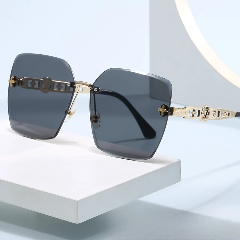 2025 Trendy UV400 Sunglasses - Frameless Luxury Shades for Men/Women" (124 chars) Key Optimizations
2025 Trendy UV400 Sunglasses - Frameless Luxury Shades for Men/Women" (124 chars) Key Optimizations