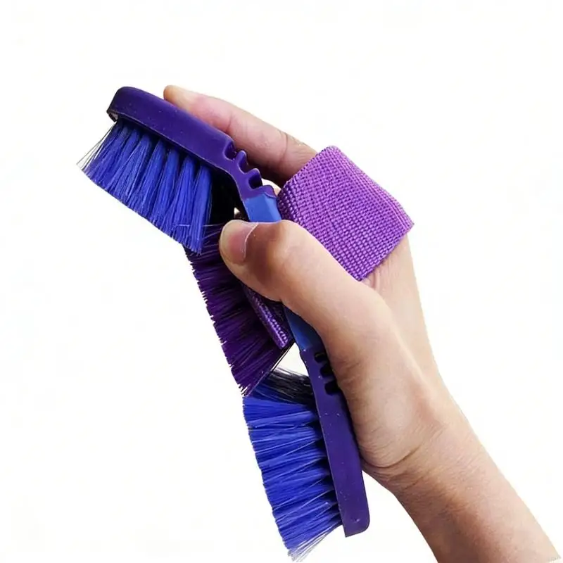 Bendable Brush Horse Care Tool Soft Bristle Horse Grooming Brush Cleaning Tool for Bathing and Cleaning Easy to Use
Bendable Brush Horse Care Tool Soft Bristle Horse Grooming Brush Cleaning Tool for Bathing and Cleaning Easy to Use