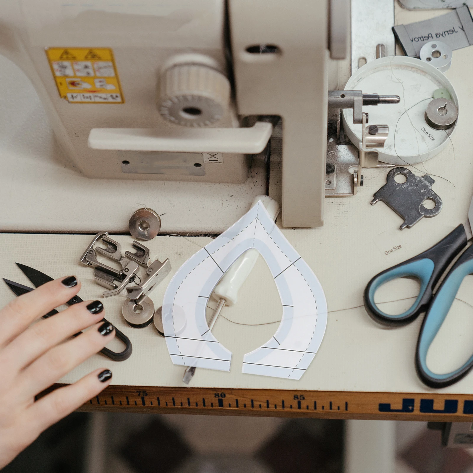 9pcs Acrylic Sewing Set Clothing Patchwork Fabric Quilting Template Durable Stitching Tool For Diy Patchwork Plastic Ruler
9pcs Acrylic Sewing Set Clothing Patchwork Fabric Quilting Template Durable Stitching Tool For Diy Patchwork Plastic Ruler