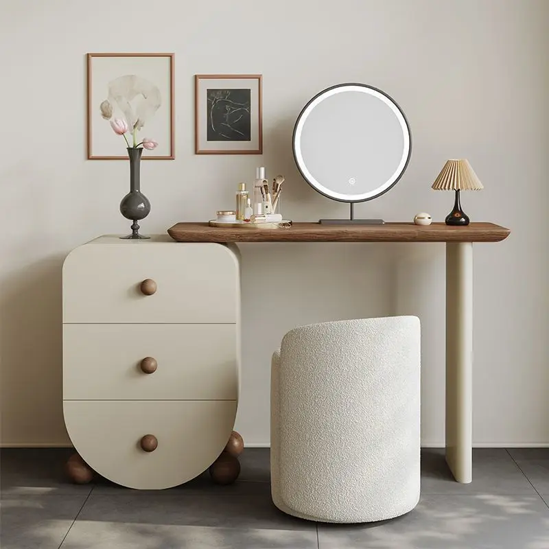 2025 новый комод из цельного дерева, небольшой сундук, встроенная спальня, простой современный столик для макияжа, эркер, античный стиль
2025 новый комод из цельного дерева, небольшой сундук, встроенная спальня, простой современный столик для макияжа, эркер, античный стиль
