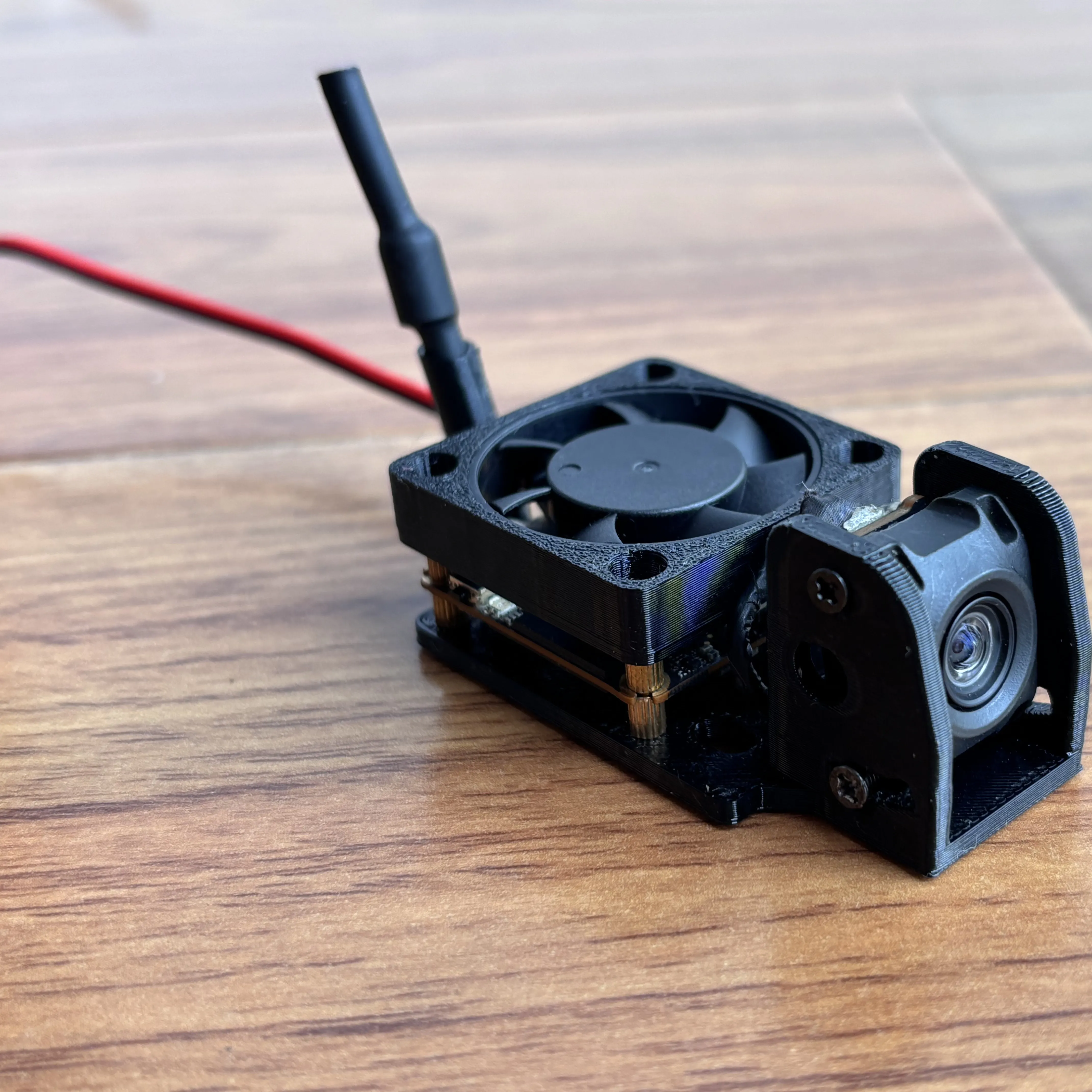 For DJI O4 Air Unit Video Transmission Fixed Mounting Bracket Camera Mount Gimbal Base w Cooling Fan for FPV Drone/RC Car
For DJI O4 Air Unit Video Transmission Fixed Mounting Bracket Camera Mount Gimbal Base w Cooling Fan for FPV Drone/RC Car