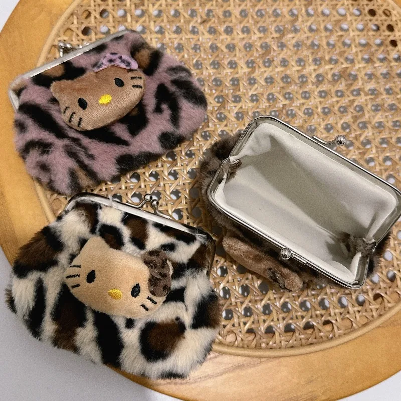 Hello Kitty Card Bag Cute Anime KT Women Change Earphones Keychain Portable Large Capacity Storage Kawaii Girl Gift Wholesale
Hello Kitty Card Bag Cute Anime KT Women Change Earphones Keychain Portable Large Capacity Storage Kawaii Girl Gift Wholesale