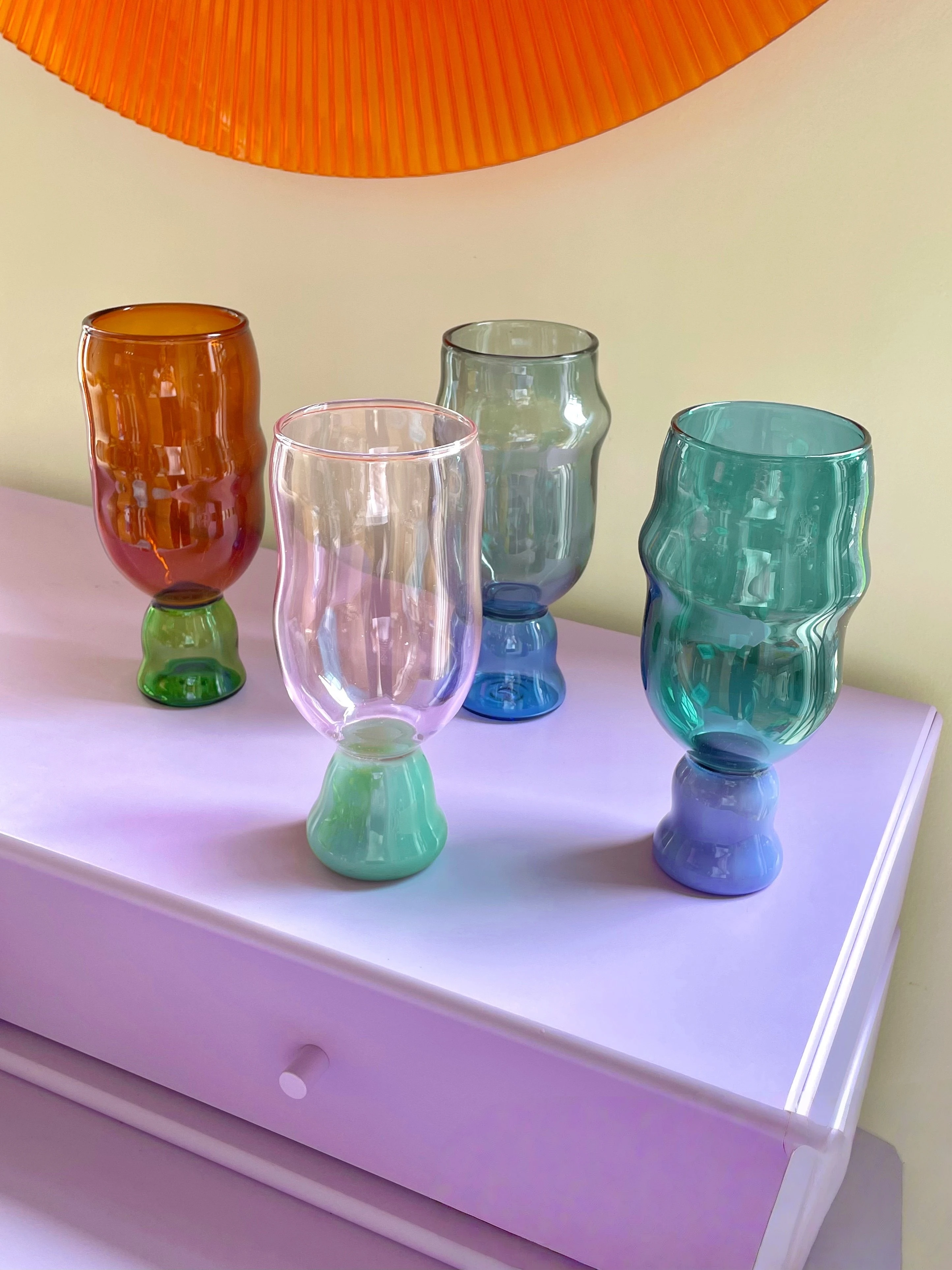 Color Blocked Goblet Glass Whisky Wine Glass Borosilicate Heat-resistant Glass Coffee Glass
Color Blocked Goblet Glass Whisky Wine Glass Borosilicate Heat-resistant Glass Coffee Glass