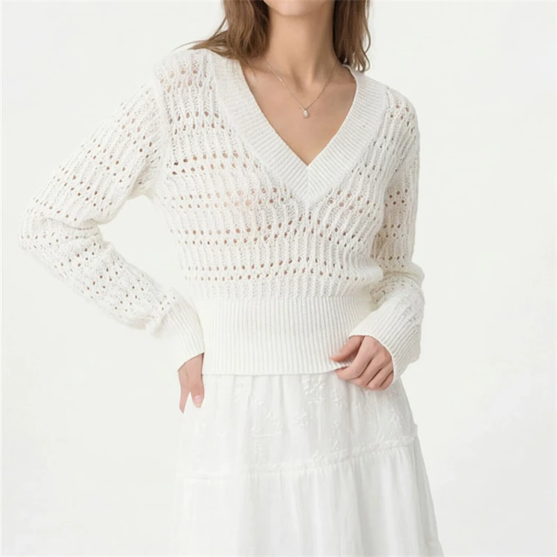 Autumn New Women's V-neck Linen Blend Mesh Sequin Long-sleeved Knit Top (y2k High-Quality Fashionable Casual Loose-fitting Top)
Autumn New Women's V-neck Linen Blend Mesh Sequin Long-sleeved Knit Top (y2k High-Quality Fashionable Casual Loose-fitting Top)