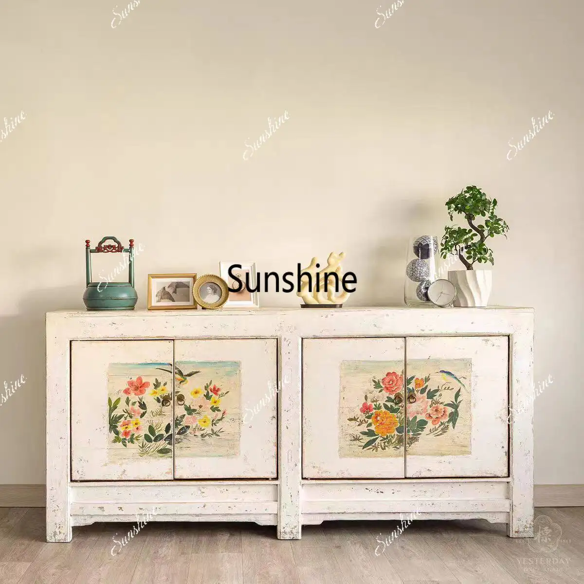 New Chinese retro furniture partition cabinet antique and old locker
New Chinese retro furniture partition cabinet antique and old locker
