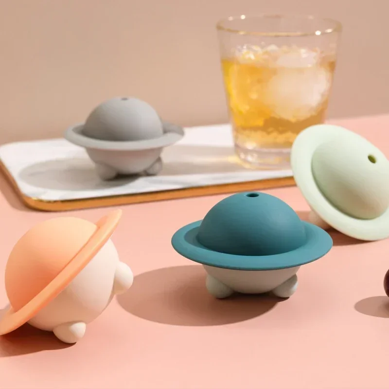 Whiskey Round Ice Cube Maker Silicone Ball Shape Spherical Ice Cube Mould Machine Quick Freezer Ice Mold Tray Kitchen Gadgets
Whiskey Round Ice Cube Maker Silicone Ball Shape Spherical Ice Cube Mould Machine Quick Freezer Ice Mold Tray Kitchen Gadgets