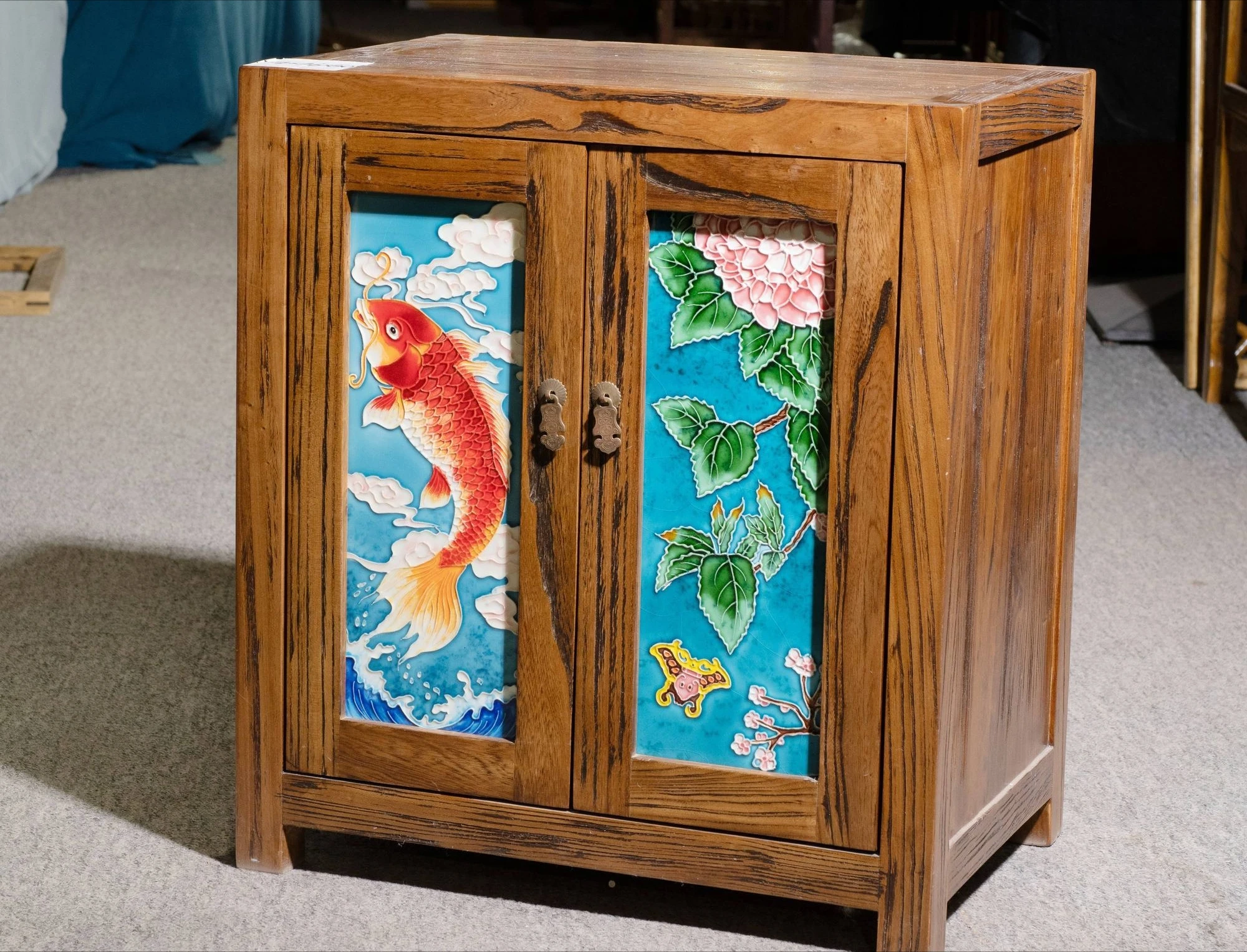 Multifunctional storage cabinet Retro handmade Chinese style ceramic double door storage cabinet
Multifunctional storage cabinet Retro handmade Chinese style ceramic double door storage cabinet