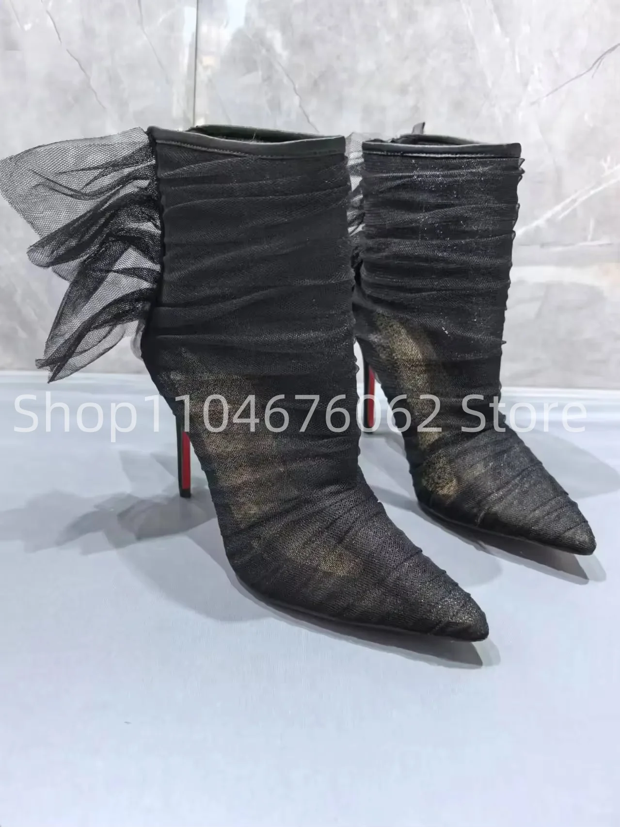 Женские ботильоны с тонким носком, новинка 2025, пряжа, черный бант, украшение, элегантные сексуальные короткие ботинки, модная женская обувь
Женские ботильоны с тонким носком, новинка 2025, пряжа, черный бант, украшение, элегантные сексуальные короткие ботинки, модная женская обувь