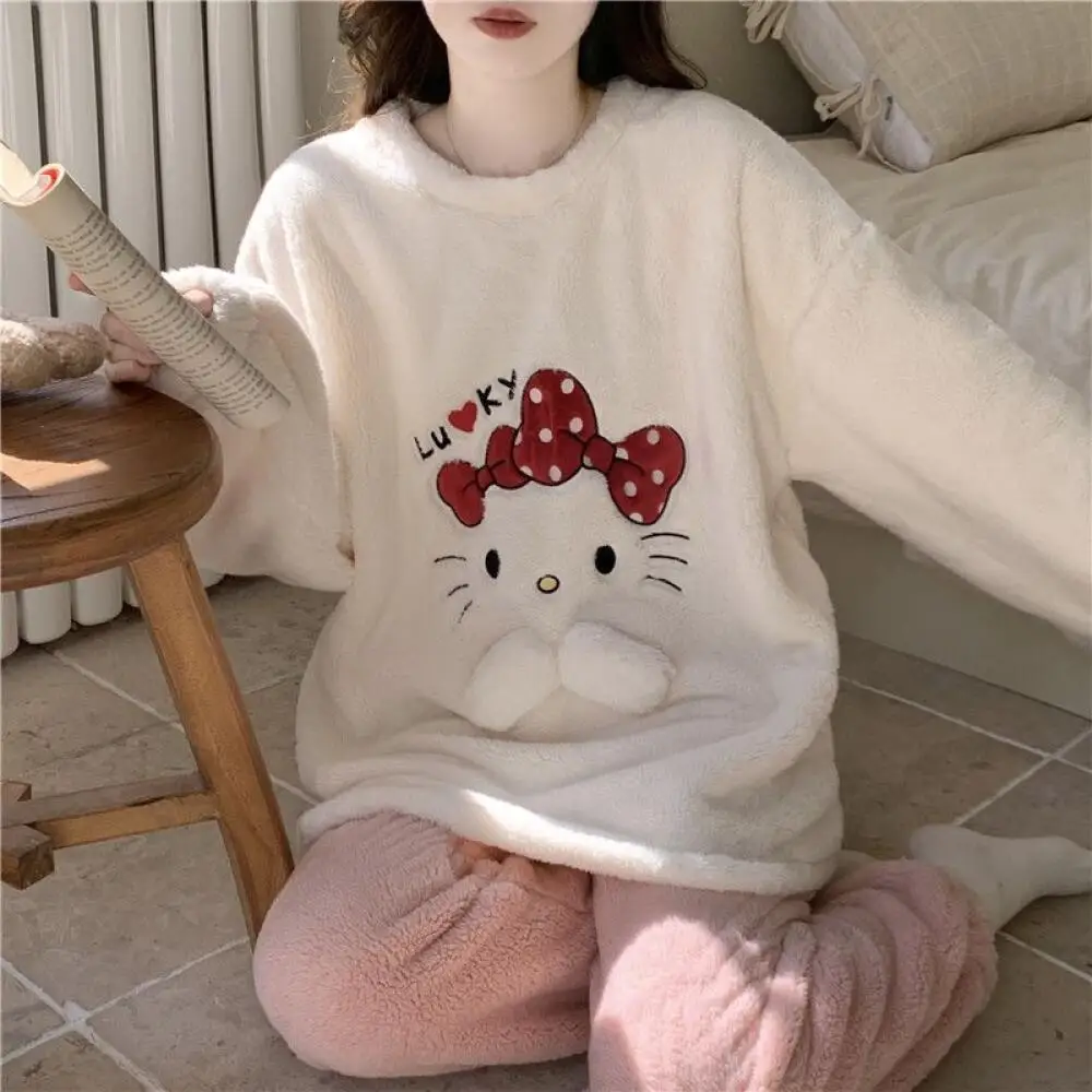 Women Kt Winter Flannel Pajamas Set Anime Hello Kitty Kawaii O-Neck Autumn Thickened Plush Nightgown Girls Home Clothing Set
Women Kt Winter Flannel Pajamas Set Anime Hello Kitty Kawaii O-Neck Autumn Thickened Plush Nightgown Girls Home Clothing Set
